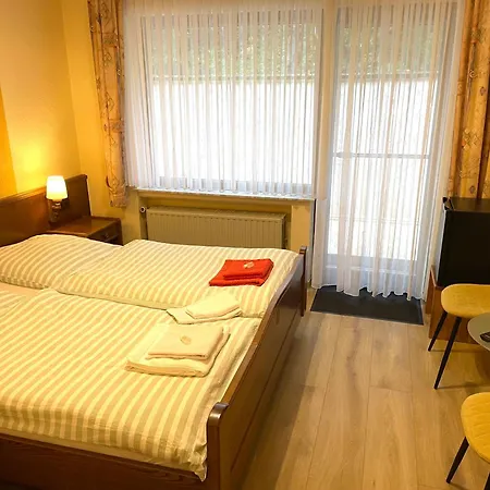 Ferienpension Bei Stenze Inklusive Kostenlosem Regionalem Nahverkehr 4* زينهايم