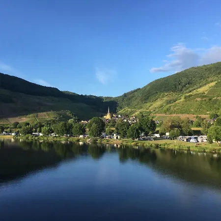 Ferienpension Bei Stenze 4* Senheim