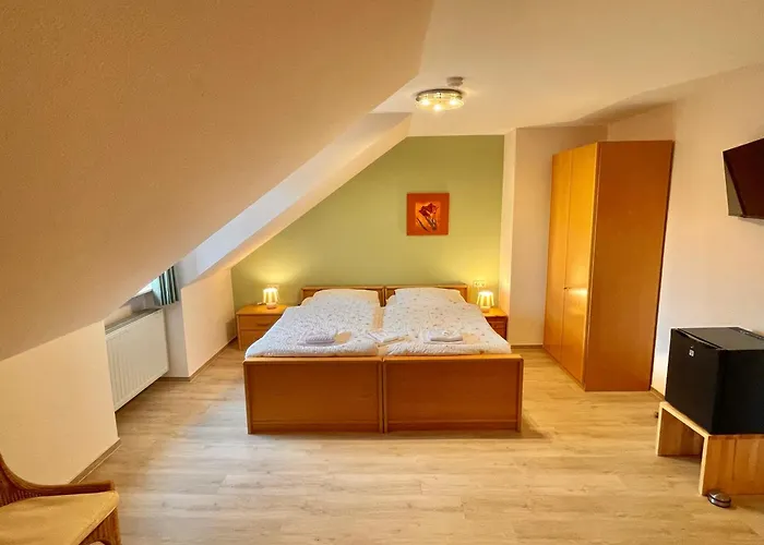 Ferienpension Bei Stenze 4* 森海姆